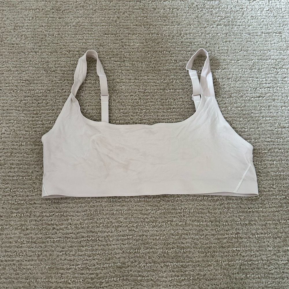 Lululemon Wundermost Ultra Soft Nulu Scoop Neck Bralette